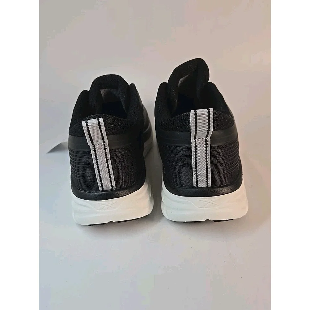 Reebok Women's Road Strider Running Shoe Size 11 Black NWOB‎